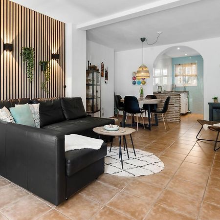 Beachfront Calahonda Apartment By Costarentals - Ref 89 Sitio de Calahonda Exteriér fotografie