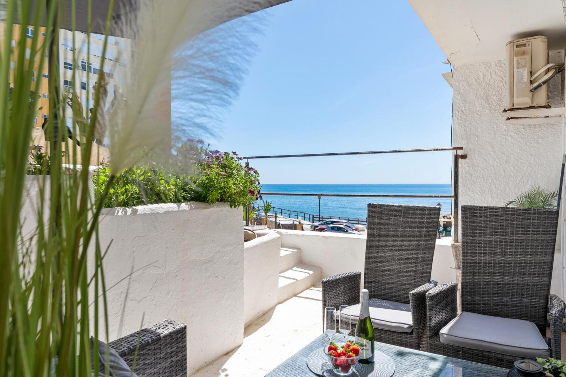Beachfront Calahonda Apartment By Costarentals - Ref 89 Sitio de Calahonda Exteriér fotografie